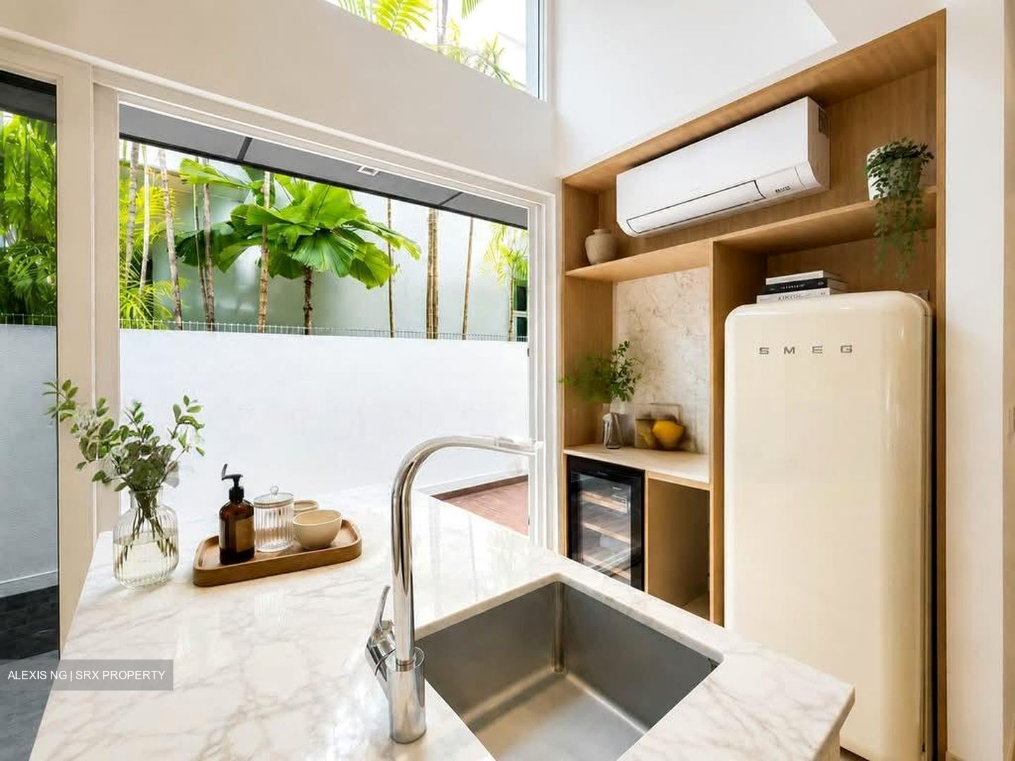 Chuan Garden (D19), Terrace #585747971